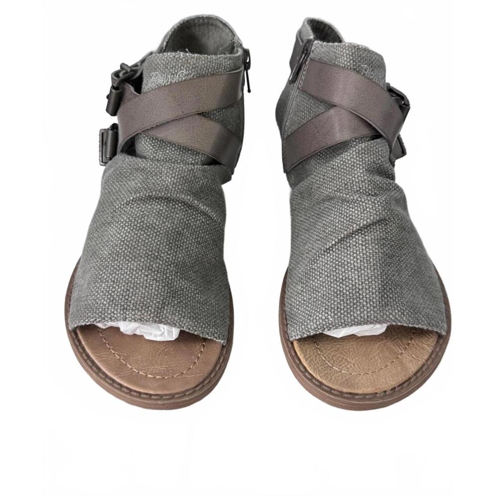 Blowfish Linen and Leather Bala Sandal Size 6